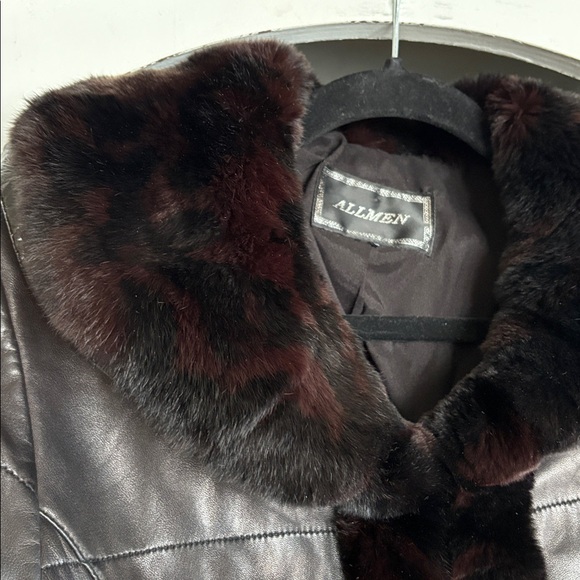 #150 leather and fur puffer coat - Picture 9 of 13